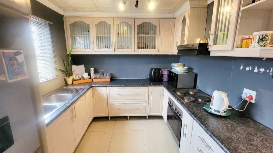3 Bedroom Property for Sale in Strandfontein Western Cape